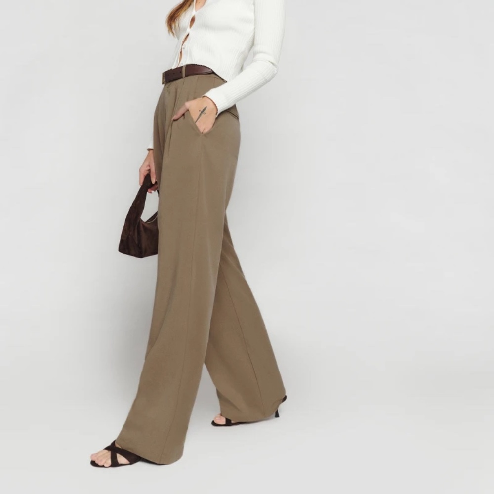 Reformation Mason Pant in Mushroom
